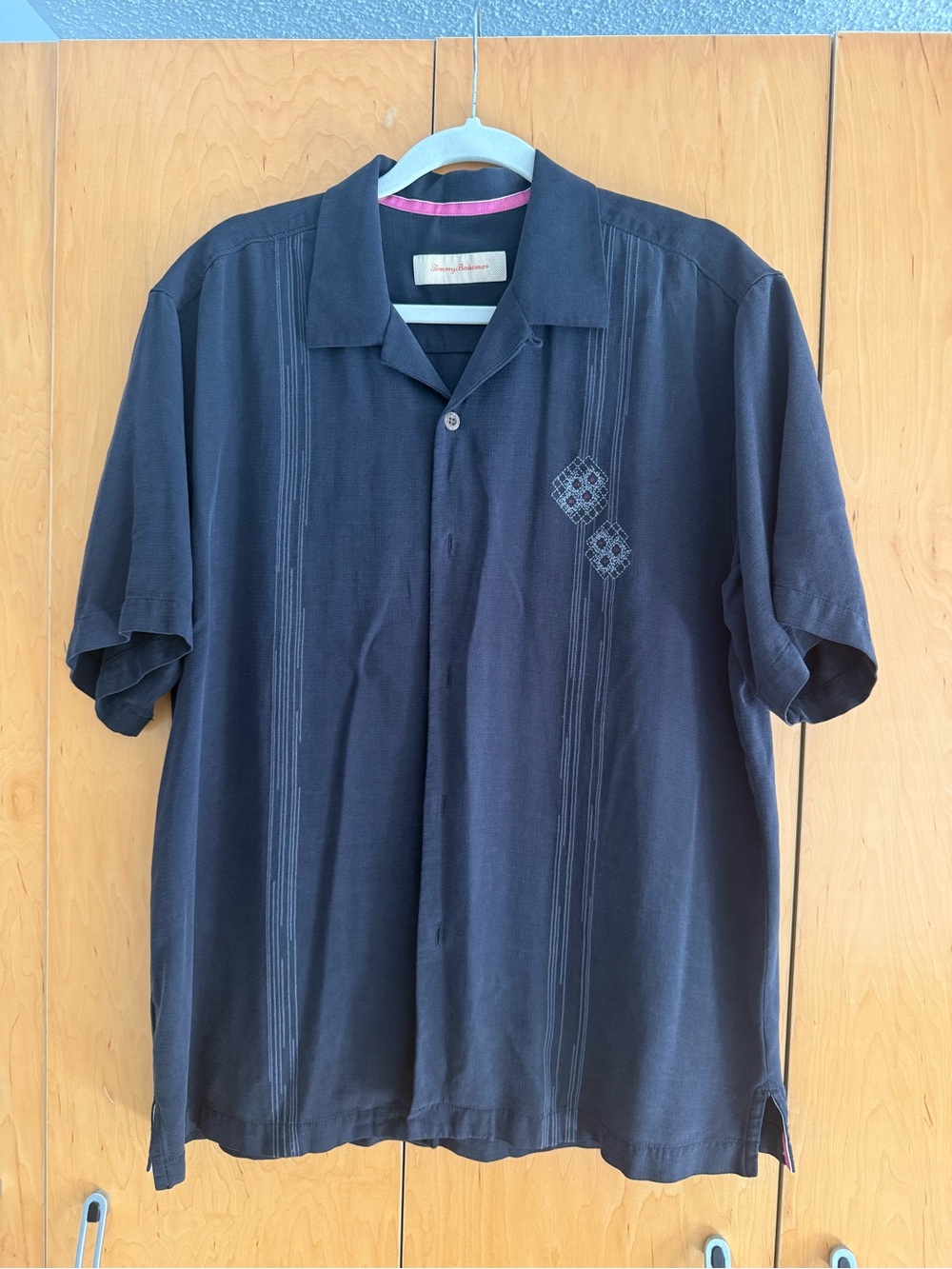 Tommy Bahama Size L Black Short-Sleeve Button-Down Silk Shirt